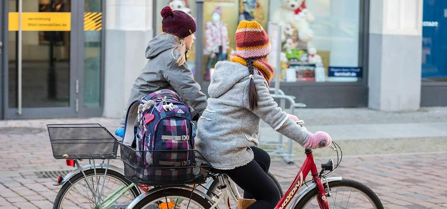 Mit dem Rad zur Schule Auf dem Schulweg